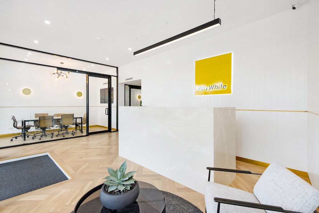 Ray White Eastern Beaches - Waverley | 1 Albion St, Waverley NSW 2024, Australia | Phone: (02) 9172 5550
