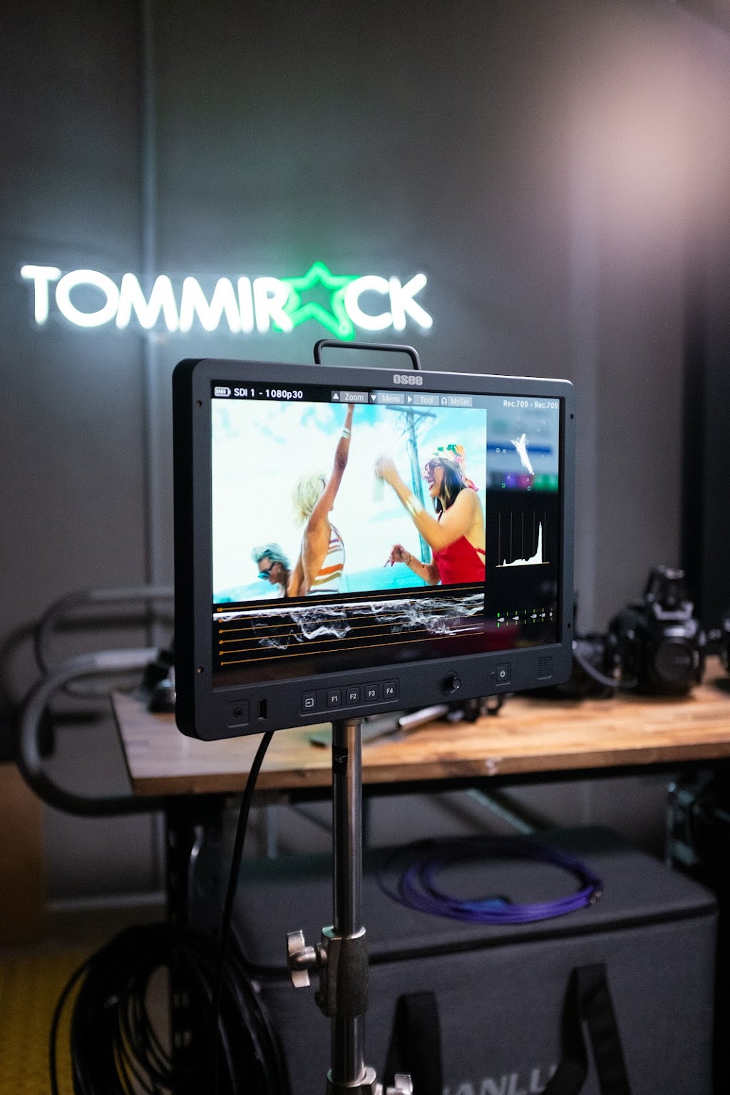 Tommirock | 6/8 Murray Dwyer Cct, Mayfield West NSW 2304, Australia | Phone: (02) 4915 6917