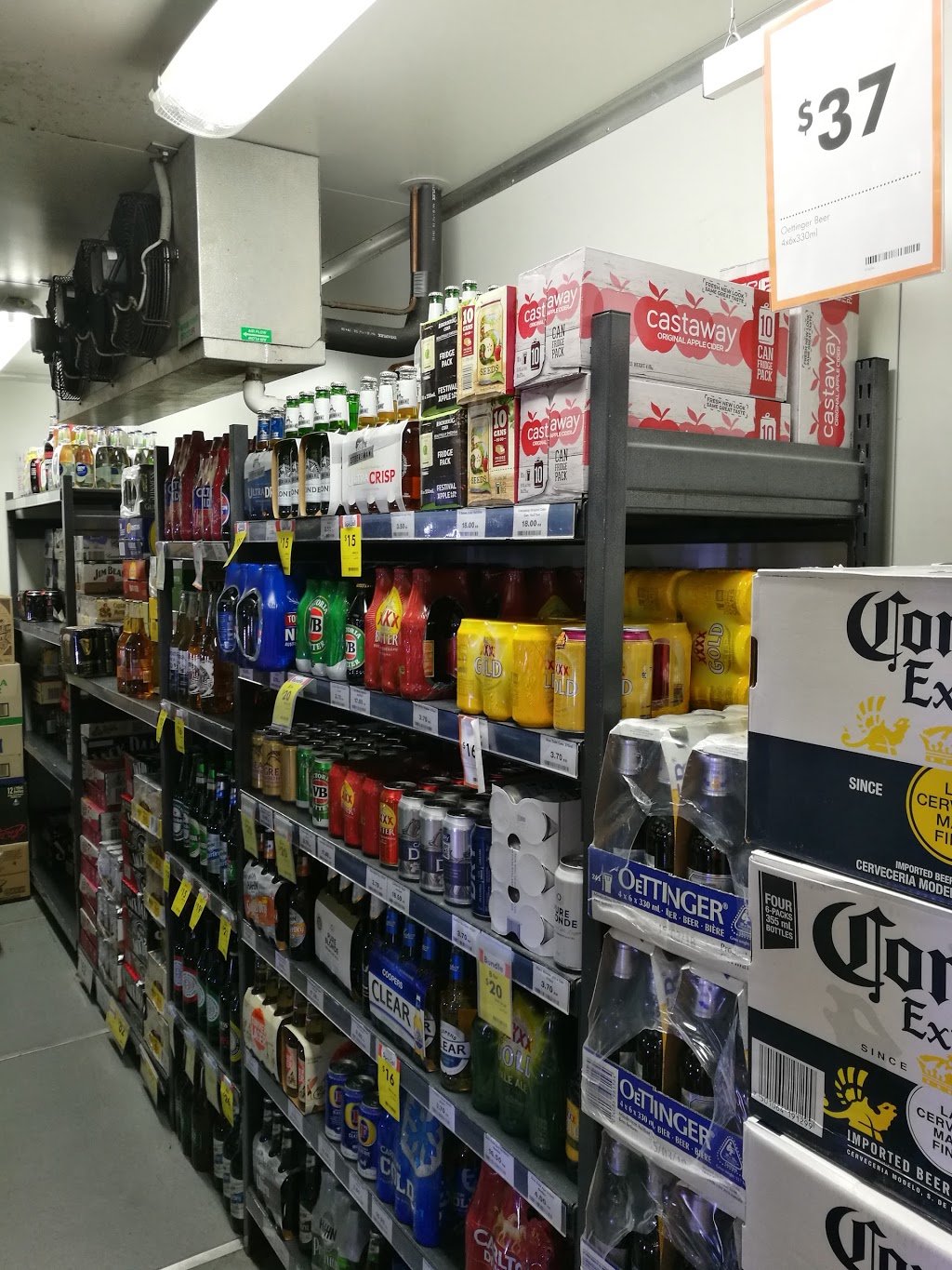 BWS Clontarf | store | 2/9 Elizabeth Ave, Clontarf QLD 4019, Australia | 0738894511 OR +61 7 3889 4511