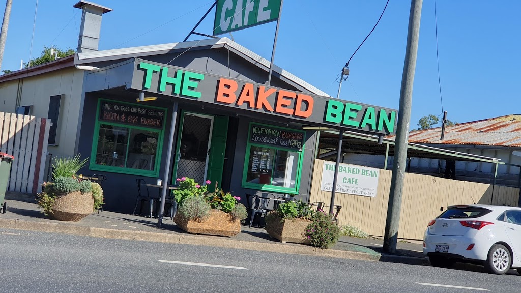The Baked Bean Cafe | 35 Dougall St, Bororen QLD 4678, Australia | Phone: 0403 215 333