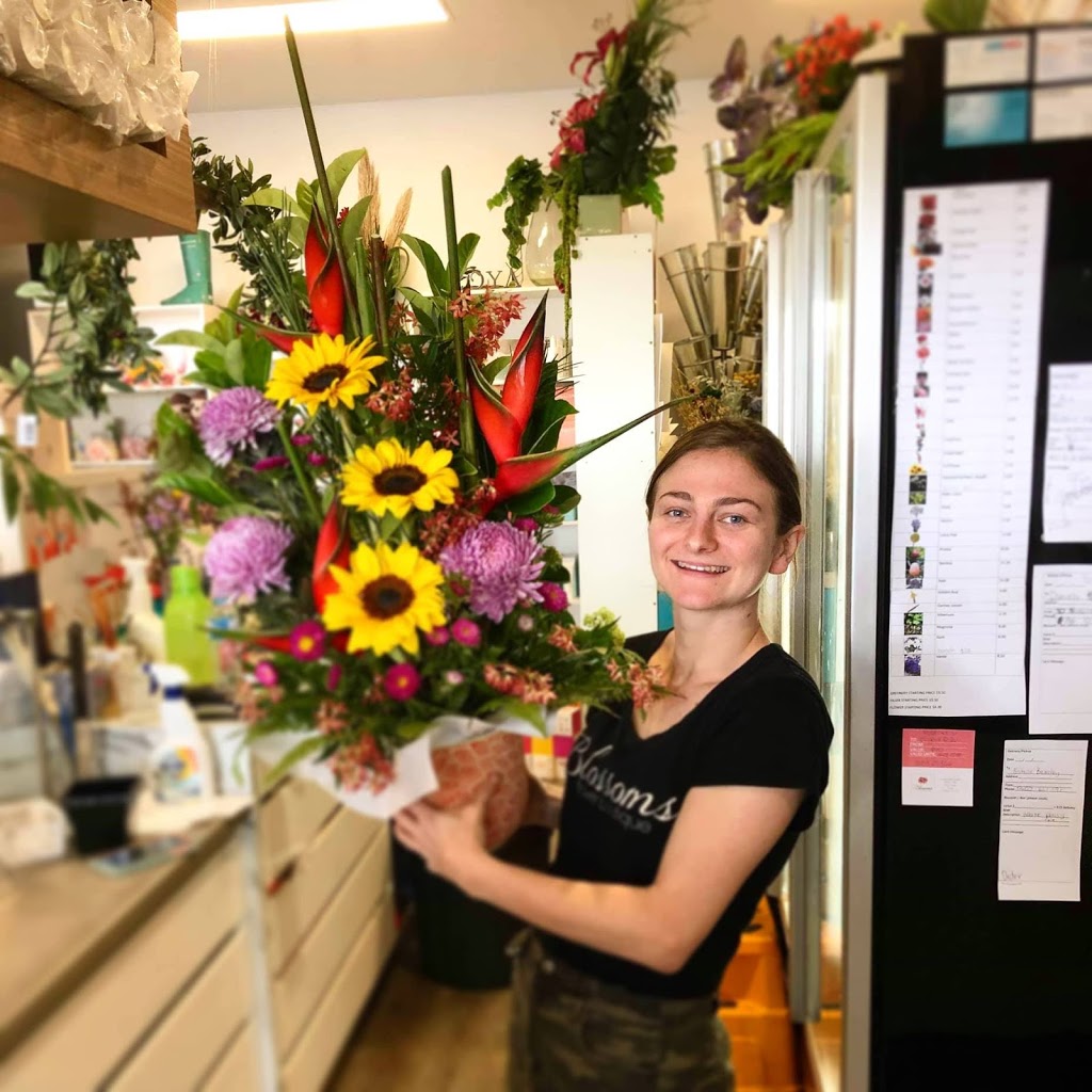 Blossoms Flower Boutique Mackay | florist | Shop 5B Northern Beaches Central, 10 Eimeo Rd, Rural View QLD 4740, Australia | 0748402889 OR +61 7 4840 2889