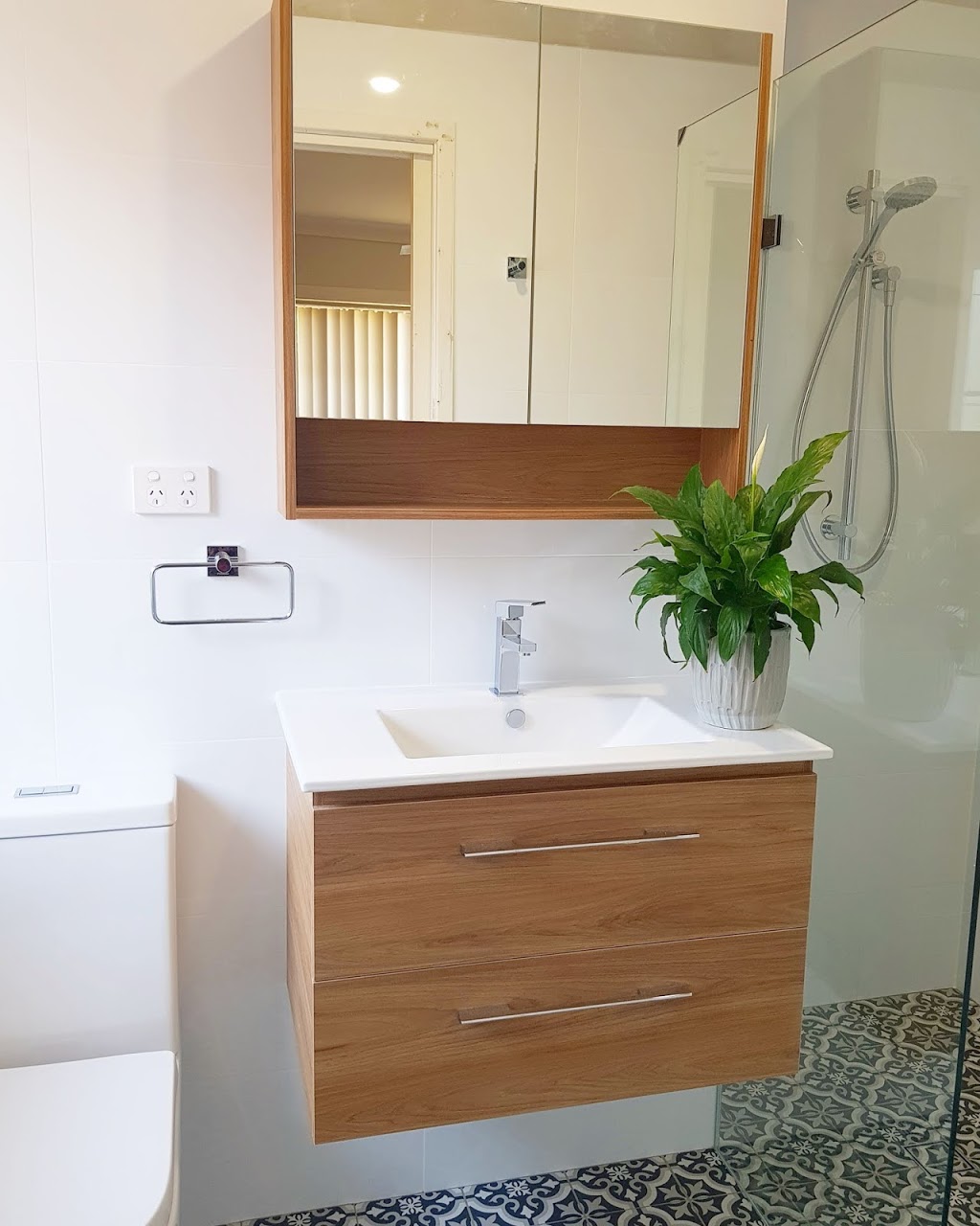 Upgrade Bathrooms | home goods store | 1/12 Forge St, Blacktown NSW 2148, Australia | 0418280620 OR +61 418 280 620