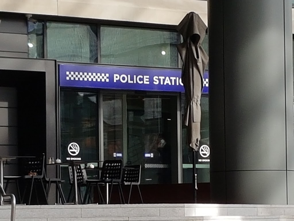 Melbourne West Police Station | police | 313 Spencer St, Docklands VIC 3008, Australia | 0386904444 OR +61 3 8690 4444