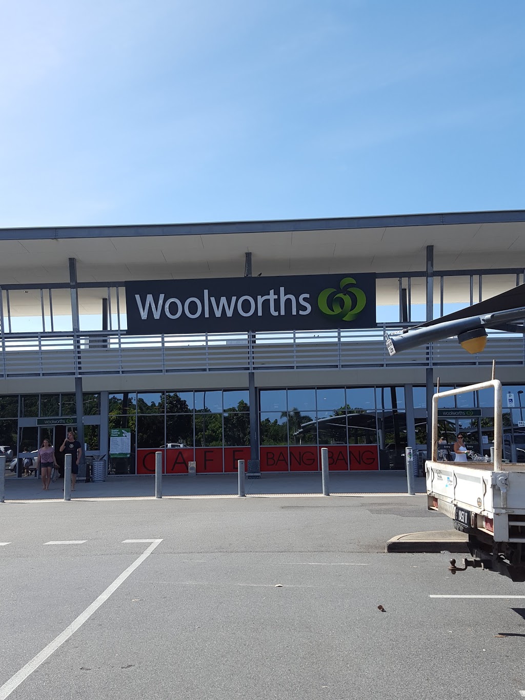 Woolworths Mission Beach | 38/34-40 Dickinson St, Wongaling Beach QLD 4852, Australia | Phone: (07) 4088 5100