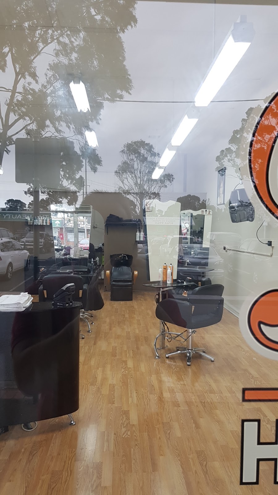 Short Cut Hair Design | hair care | 12 Darryl St, Scoresby VIC 3179, Australia | 0397630146 OR +61 3 9763 0146