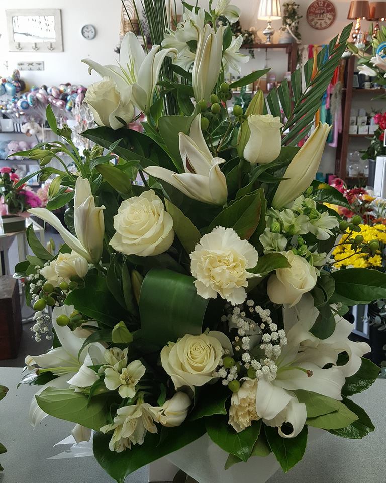 Flowers, Tea And Gifts | florist | 97, shop 14b/99 Kennedy Dr, Tweed Heads NSW 2485, Australia | 0755363617 OR +61 7 5536 3617