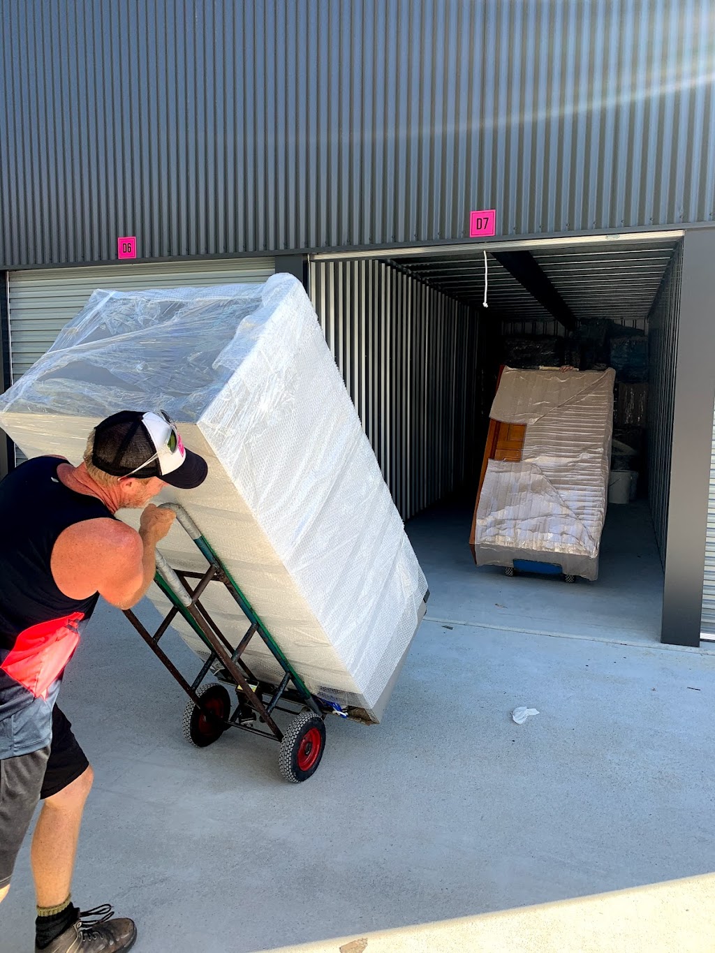 A1 Removals and Storage Gold Coast | 15 Palings Ct, Nerang QLD 4211, Australia | Phone: (07) 5576 6099