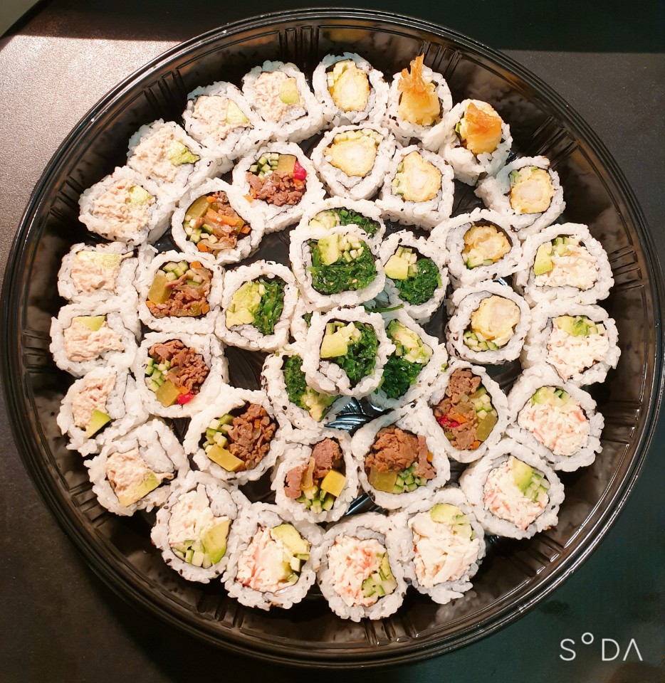 sushi nara | meal takeaway | 24 Hardwick Cres, Holt ACT 2615, Australia | 0262547993 OR +61 2 6254 7993