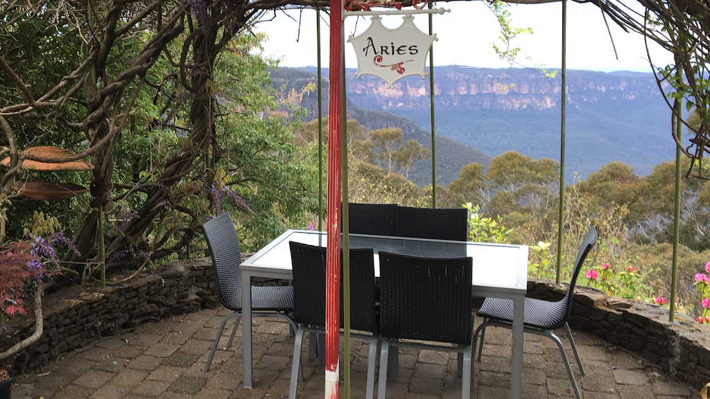 Dalias Blue Mountains Retreat - Accommodation Blue Mountains -  | lodging | 7 Cliff Dr, Katoomba NSW 2780, Australia | 0404738505 OR +61 404 738 505