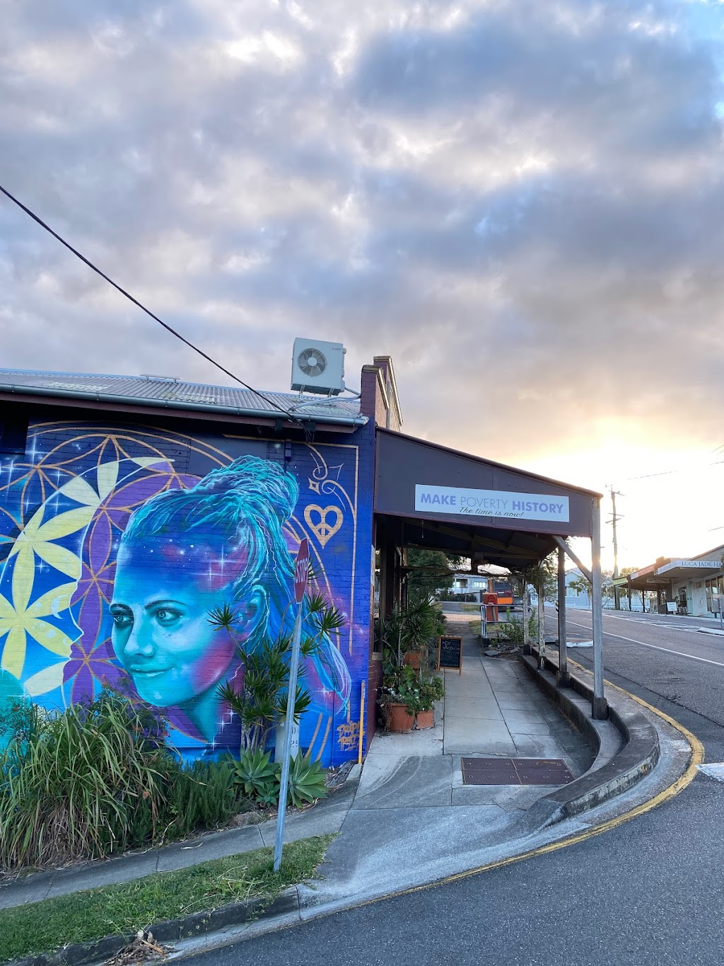 HelloHappiness | 132 Kennedy Ter, Paddington QLD 4064, Australia | Phone: 0473 392 360