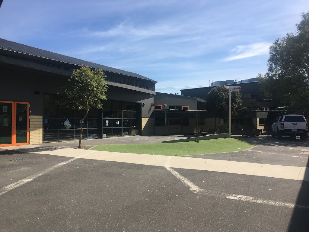 Port Melbourne Primary School | school | 415 Graham St, Port Melbourne VIC 3207, Australia | 0396461001 OR +61 3 9646 1001