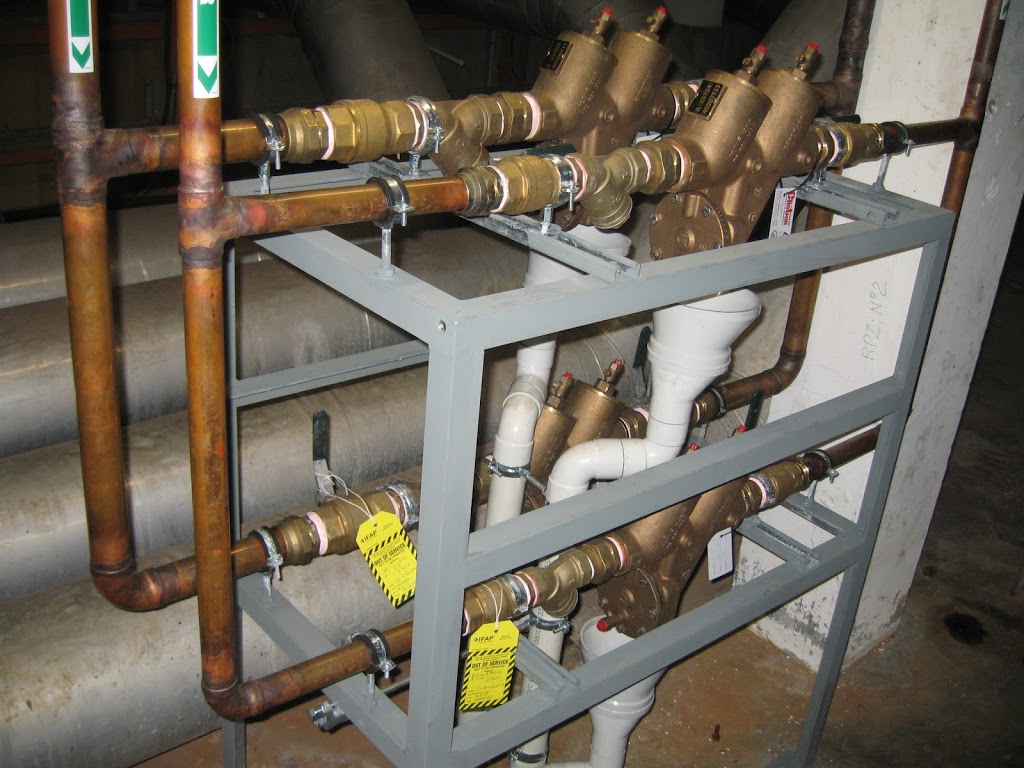 Clinton & Co Plumbers & Gasfitters | plumber | 14 Vale St, Malaga WA 6090, Australia | 0892487044 OR +61 8 9248 7044