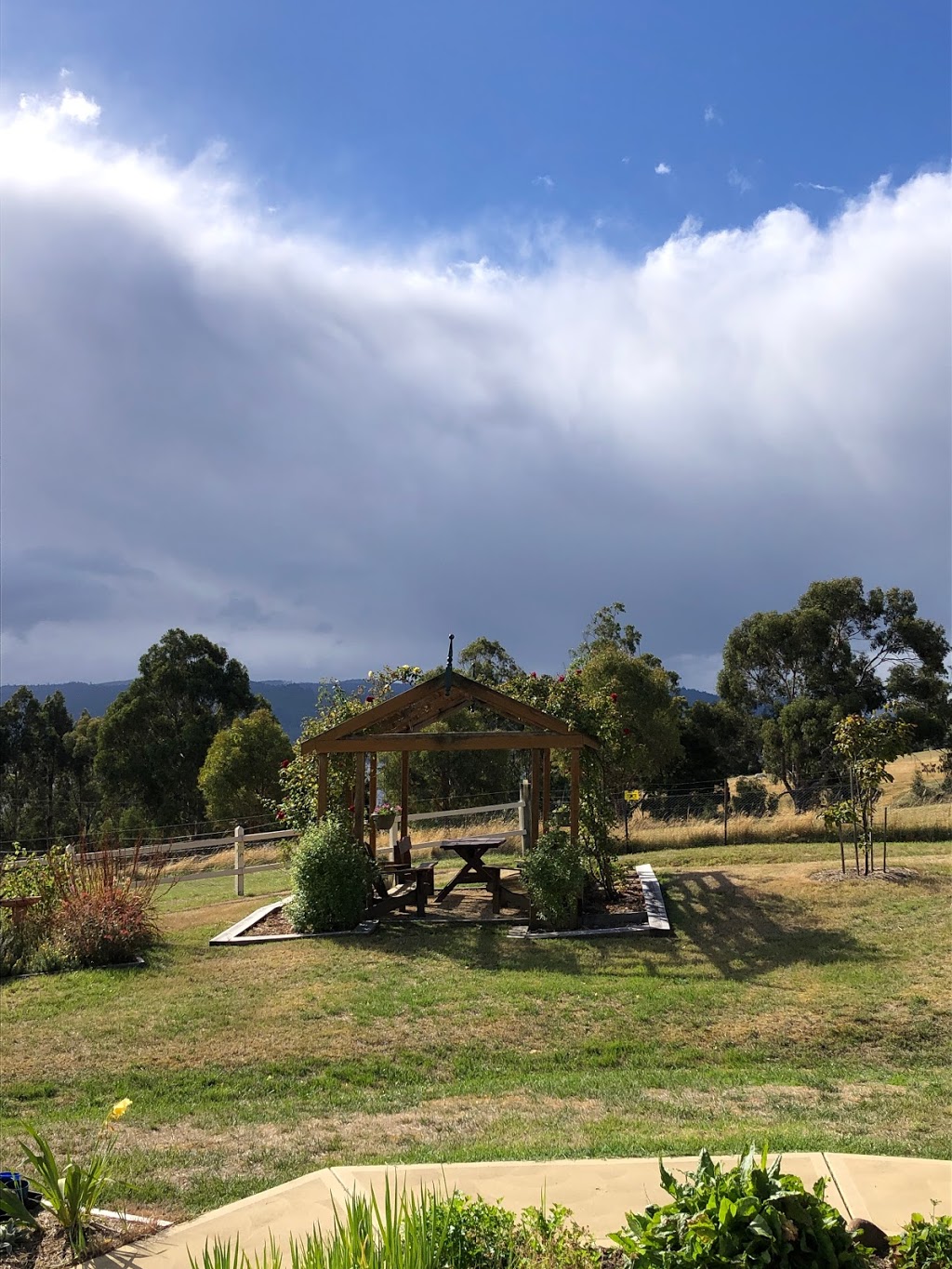 Ambience on Huon Bed & Breakfast | 1134 Cygnet Coast Rd, Wattle Grove TAS 7109, Australia | Phone: (03) 6297 7286