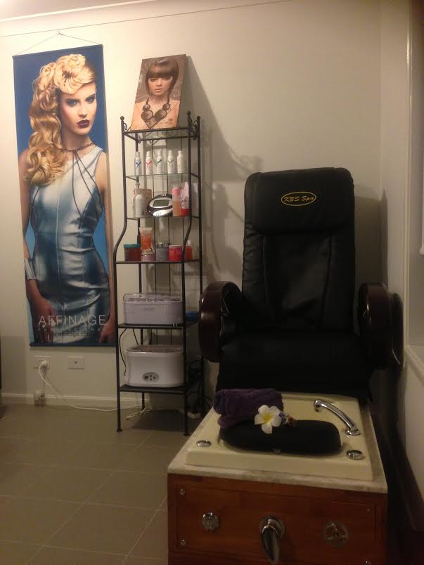 Salon Turnstyles | hair care | 34 Waterbloom Ave, Clyde North VIC 3978, Australia