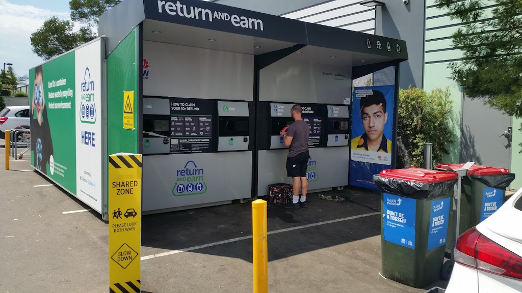 Return and Earn TOMRA Reverse Vending Machine | Lakeside Pde &, Jordan Springs Blvd, Jordan Springs NSW 2747, Australia | Phone: 1800 290 691