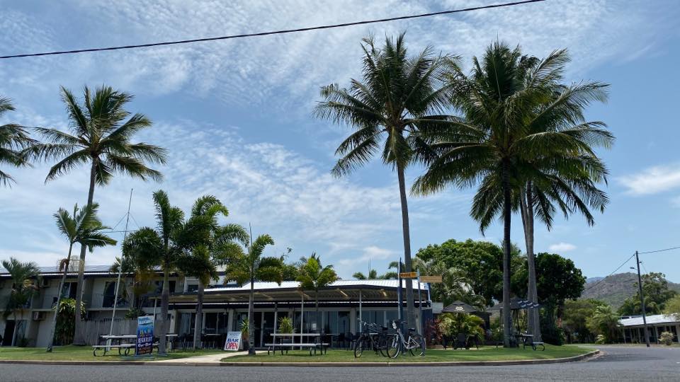 Cardwell Beachcomber Restaurant | restaurant | 43A Marine Parade, Cardwell QLD 4849, Australia | 0740668550 OR +61 7 4066 8550