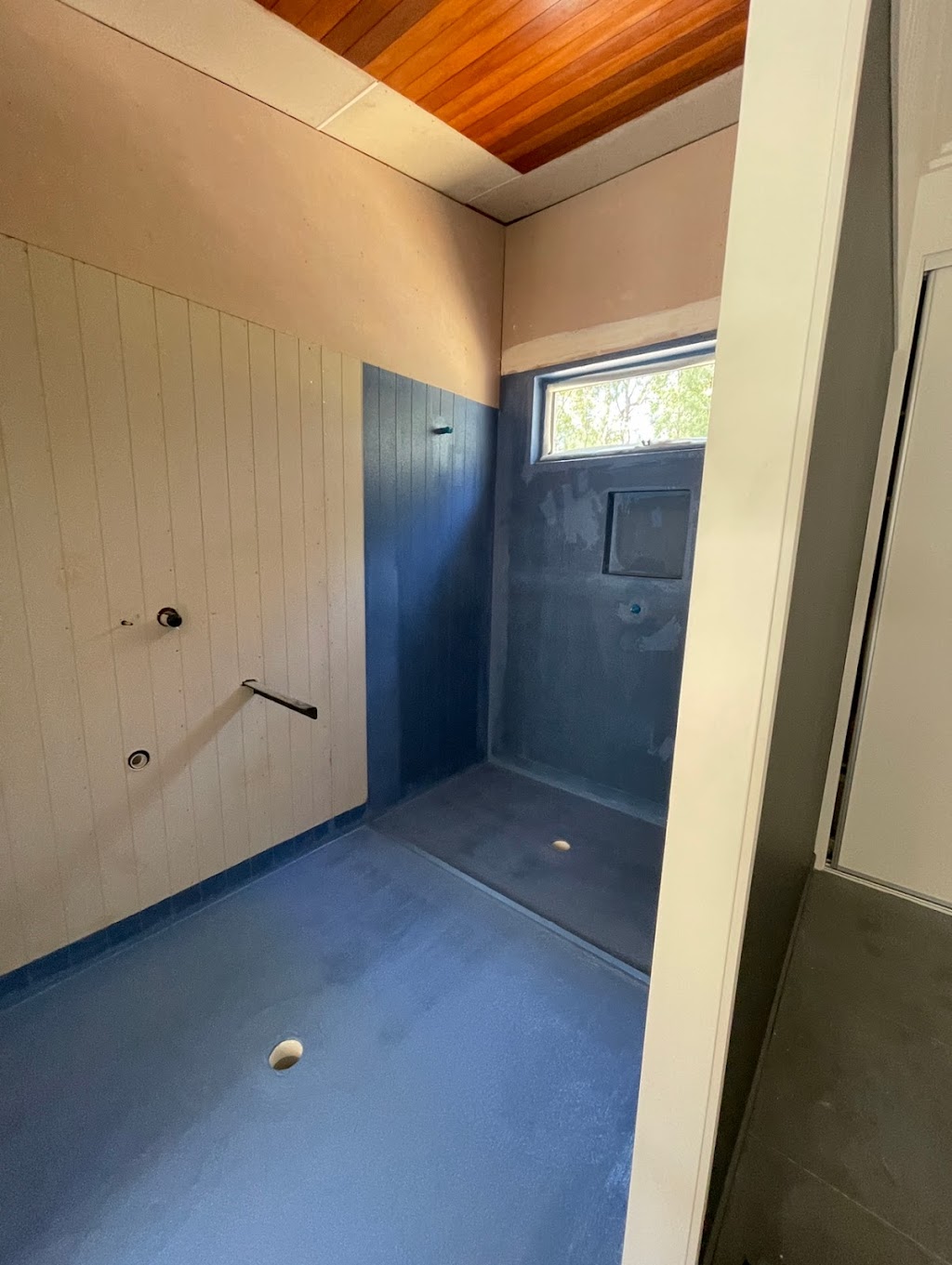 Andrew Lyons Waterproofing Toowoomba | 2/2 Stradbroke St, Rockville QLD 4350, Australia | Phone: 0439 929 111