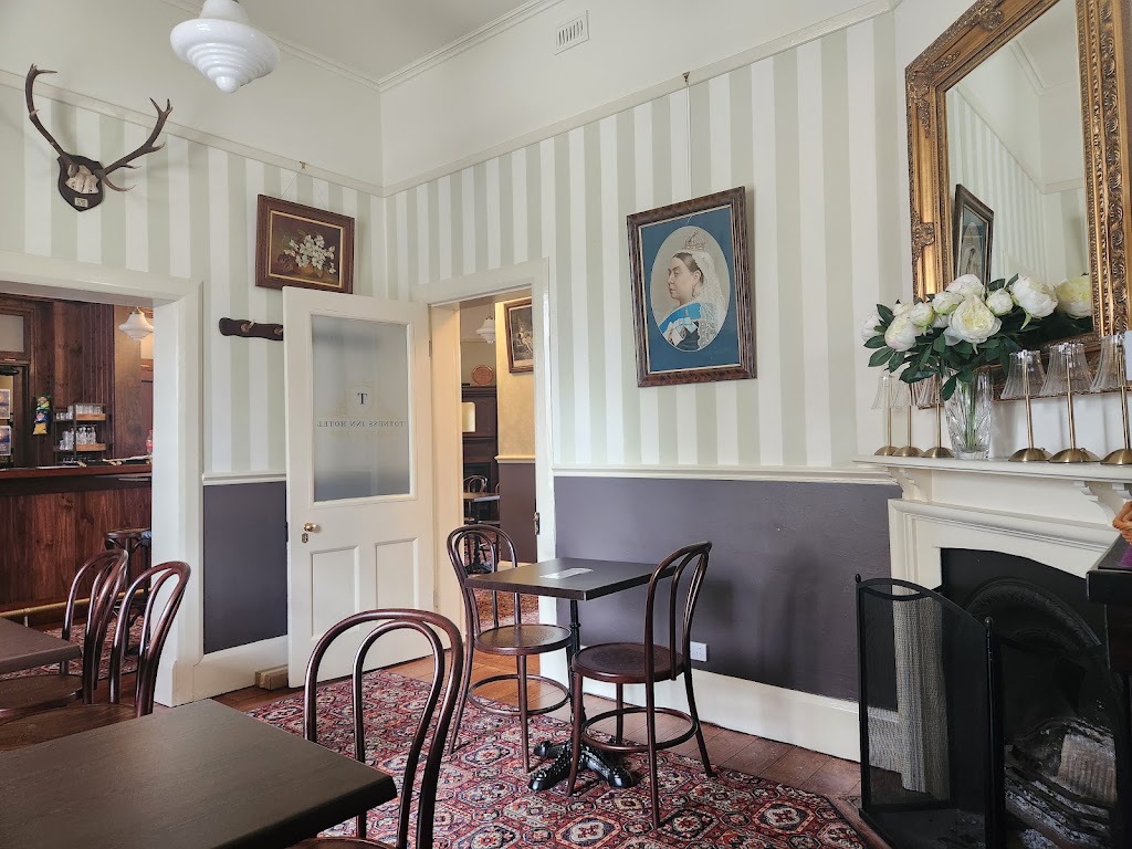 The Totness Inn Hotel | 148 Melrose St, Mount Pleasant SA 5235, Australia | Phone: (08) 8568 2637