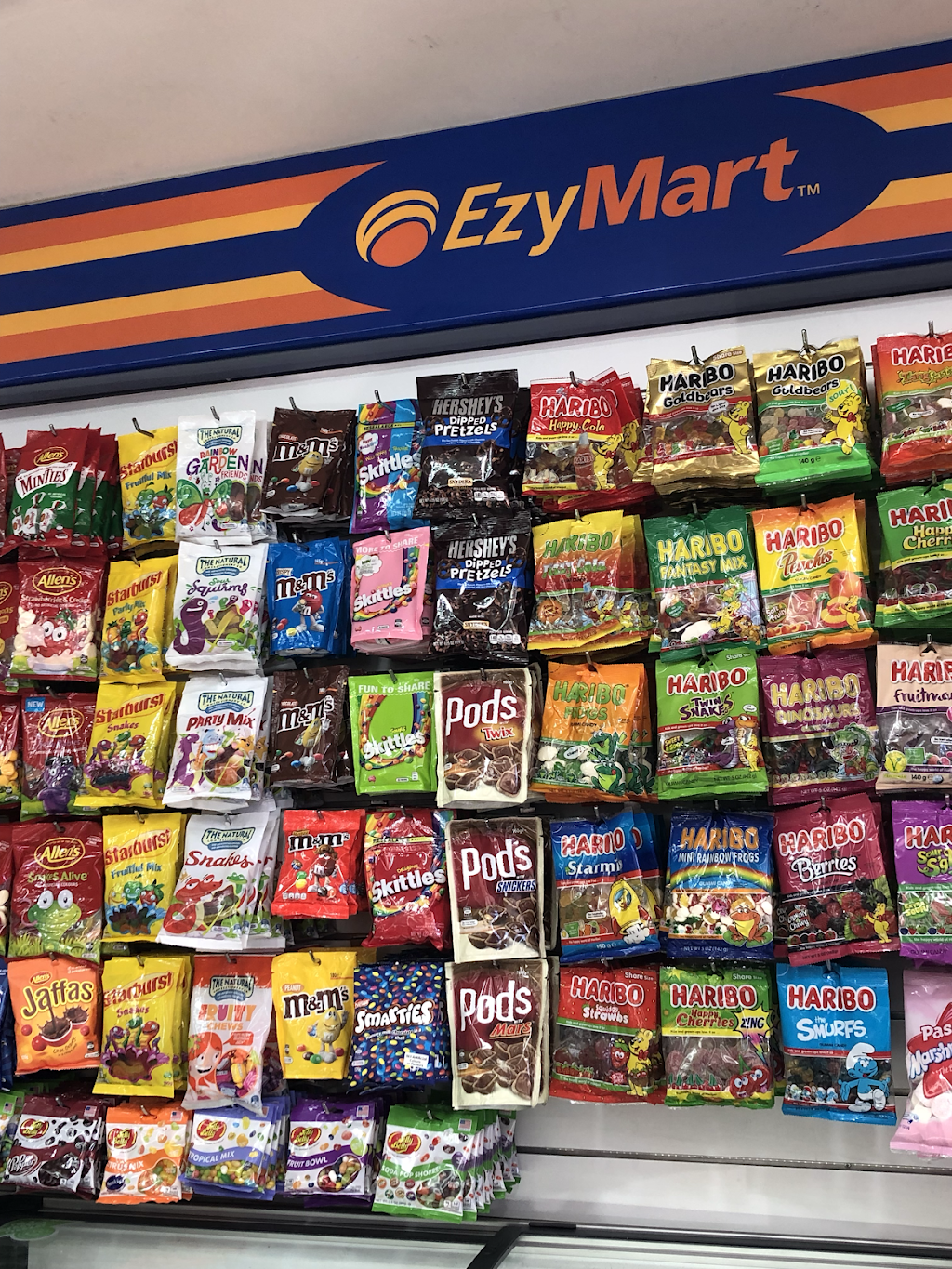 EzyMart Cronulla | convenience store | 20-26 Kingsway, Cronulla NSW 2230, Australia | 0292518530 OR +61 2 9251 8530