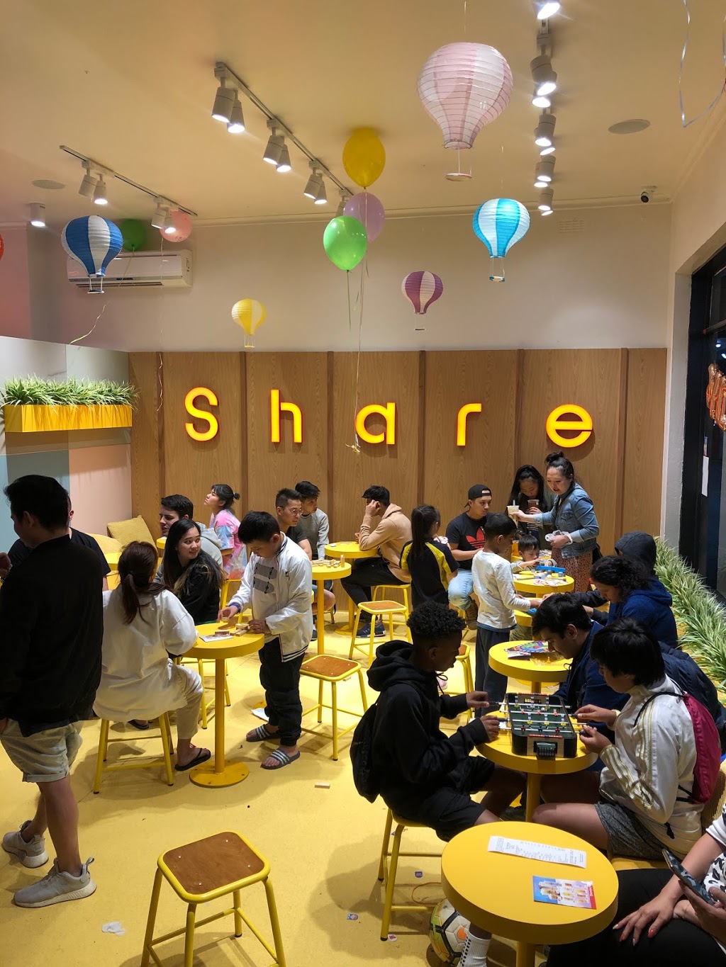 Sharetea St Albans | Shop 5/323 Main Rd E, St Albans VIC 3021, Australia