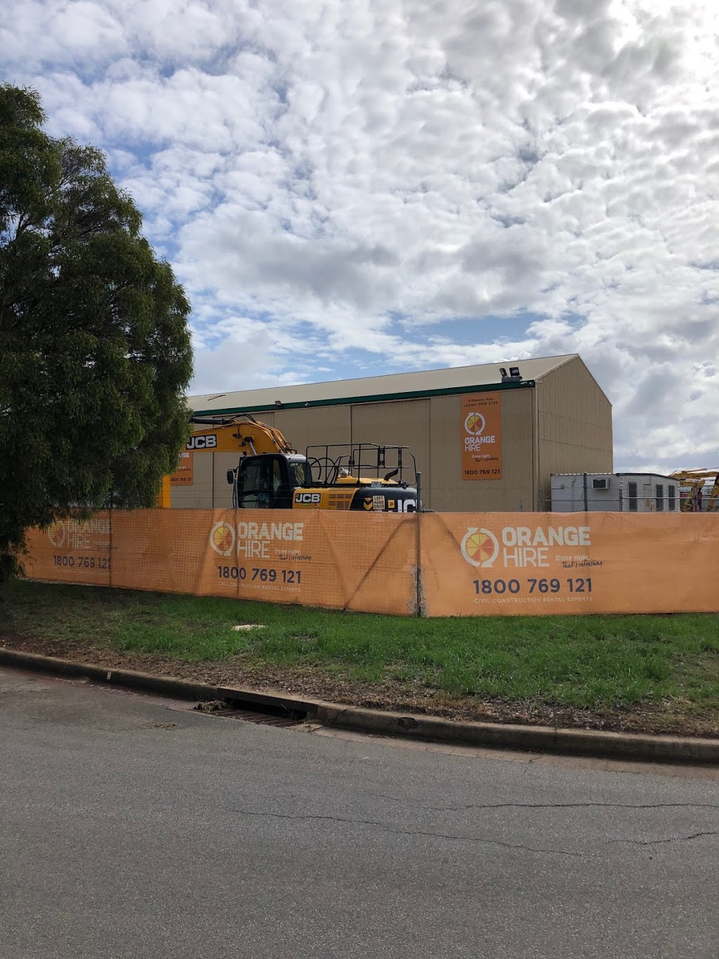 Orange Hire Riverina | general contractor | 3 Massey Ave, Leeton NSW 2705, Australia | 1800769121 OR +61 1800 769 121