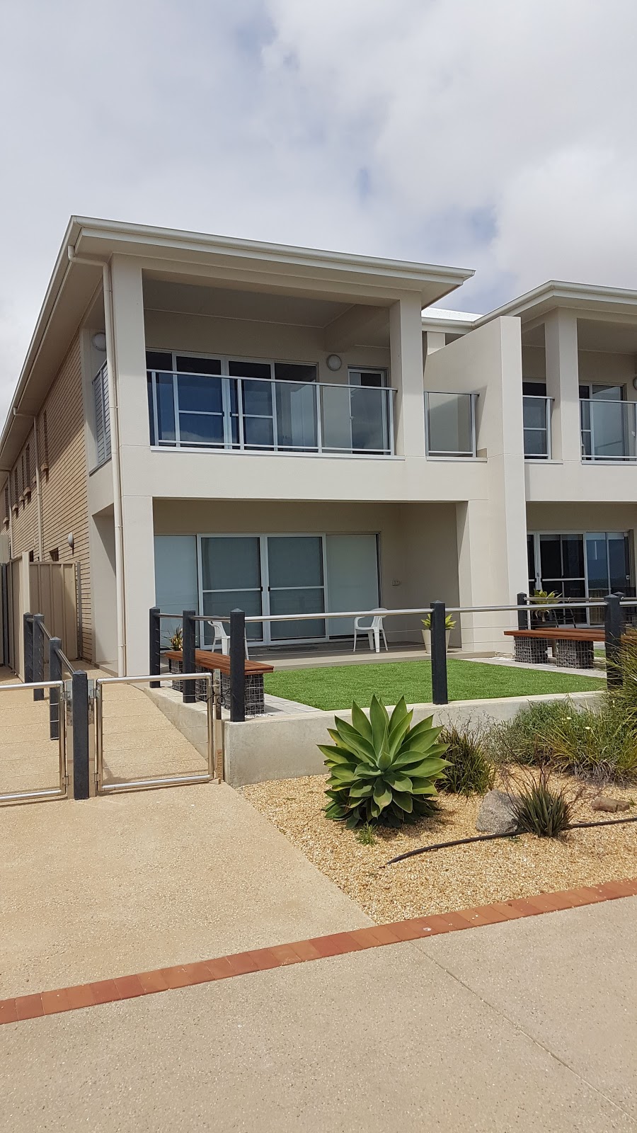 Jetty Holiday Units | lodging | 3 Jetty Rd, Wallaroo SA 5556, Australia | 0408843386 OR +61 408 843 386