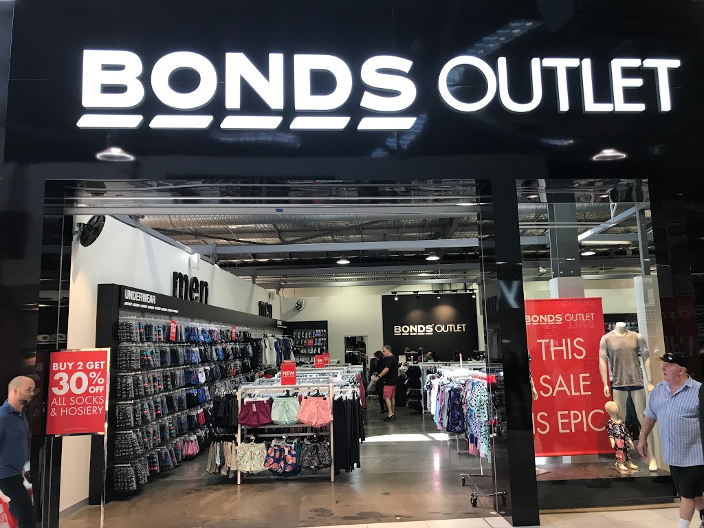 Bonds | clothing store | 99 Spencer St, Docklands VIC 3008, Australia | 0396004187 OR +61 3 9600 4187
