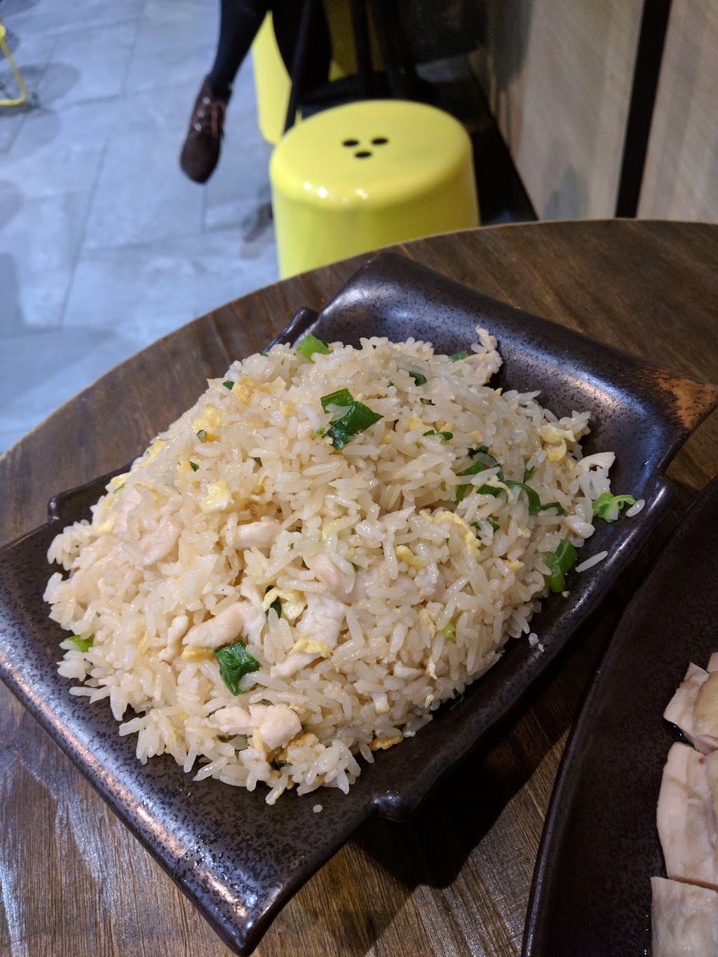 E-Dragon Dumpling Bar | 2 Defries Ave, Zetland NSW 2017, Australia | Phone: (02) 9662 1155