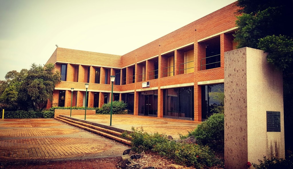 Charles Sturt University | university | Panorama Ave, Bathurst NSW 2795, Australia | 1800334733 OR +61 1800 334 733