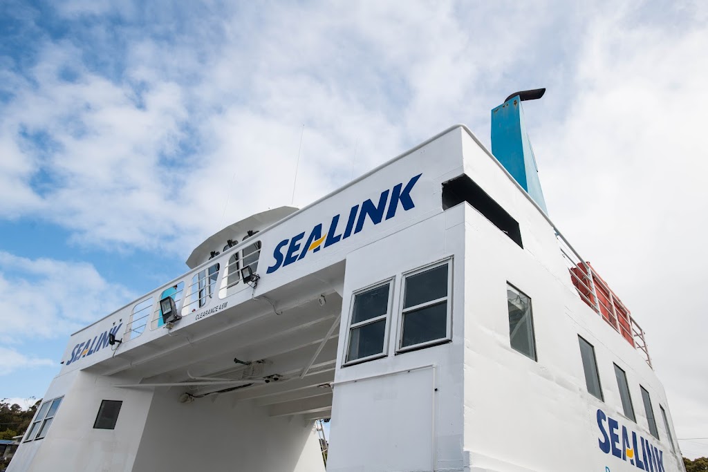 SeaLink Bruny Island | Ferry Rd, Kettering TAS 7155, Australia | Phone: 1300 127 869