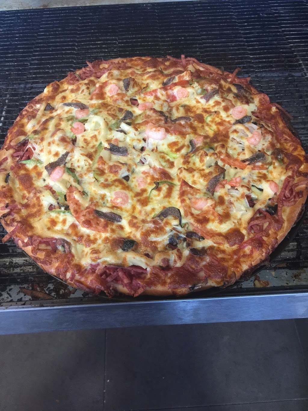 GGs Pizza | meal takeaway | Shop 13/81-125 Princes Hwy, Dandenong South VIC 3175, Australia | 0387384738 OR +61 3 8738 4738