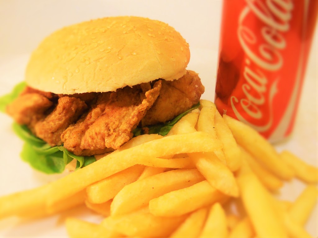 Country Fried Chicken | meal takeaway | 89 Main St, Lowood QLD 4311, Australia | 0754262794 OR +61 7 5426 2794