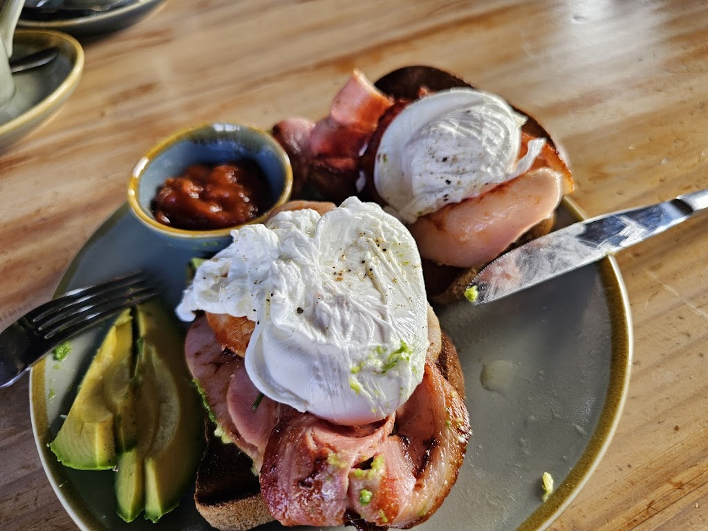 The Flywheel Bar & Cafe | 27/29 Neill St, Beaufort VIC 3373, Australia | Phone: (03) 5349 2985