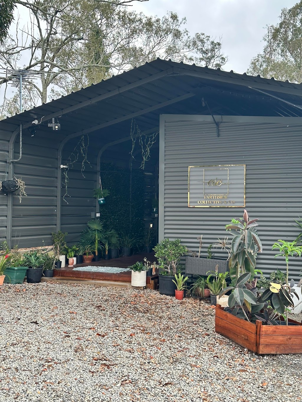 Earthside Collective & Co PTY LTD | 291 Stoney Camp Rd, Greenbank QLD 4124, Australia | Phone: 0422 956 536