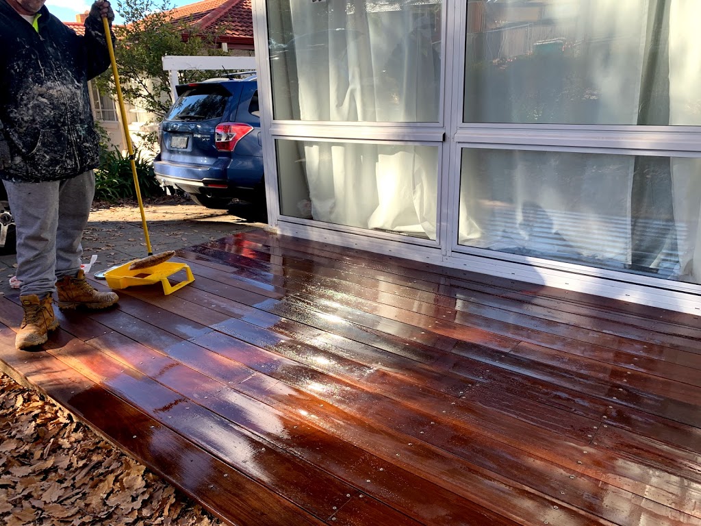 Moss R & C Painting Contractors | 96 Davidson St, Higgins ACT 2615, Australia