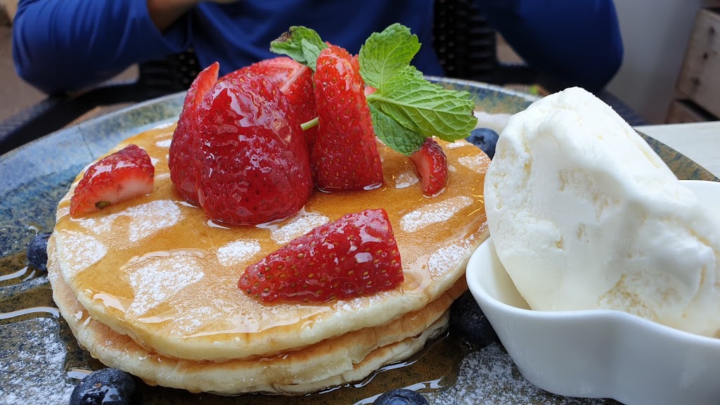 Classic Cafe House | cafe | 17/2 Elkhorn Ave, Surfers Paradise QLD 4217, Australia | 0432092183 OR +61 432 092 183