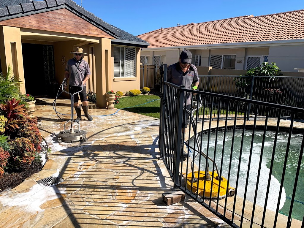 High Pressure Cleaning Gold Coast | 14 McGuire Ct, Maudsland QLD 4210, Australia | Phone: 0432 264 606