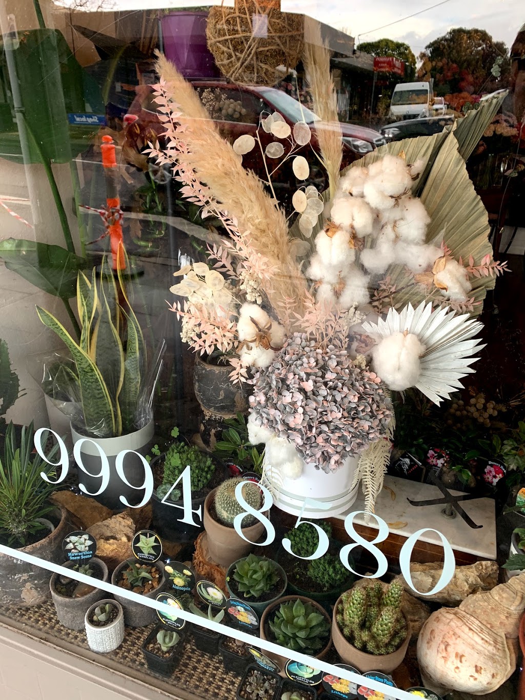 Florist On hampton | florist | 415 Hampton St, Hampton VIC 3188, Australia | 0399948580 OR +61 3 9994 8580