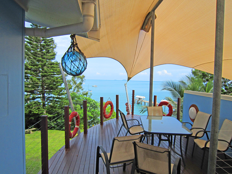 Airlie Beach House | 13 Ocean View Ave, Airlie Beach QLD 4802, Australia | Phone: 0419 647 837