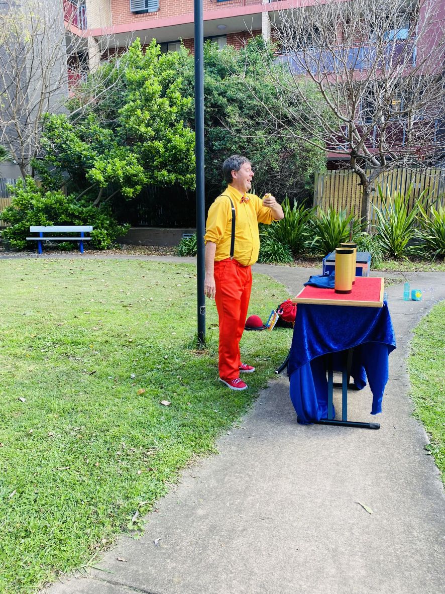 cosmo the clown Entertainment | 102/2 The Piazza, Wentworth Point NSW 2127, Australia | Phone: 0410 187 880