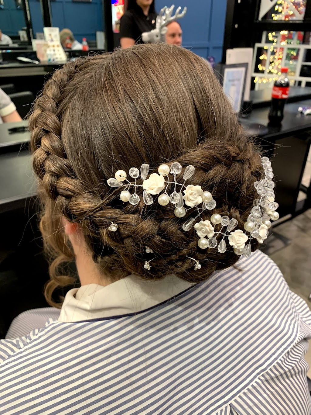 Wow! Excellence in Hair | Suite 2/22 James St, Rangeville QLD 4350, Australia | Phone: 0402 309 469