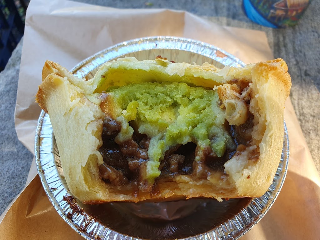 Birdy Cafe | 1 Scenic Dr, Budgewoi NSW 2262, Australia | Phone: 0407 315 062