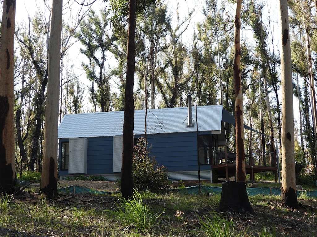 Blue Bower | 2352 George Bass Dr, Broulee NSW 2537, Australia | Phone: 0404 839 690