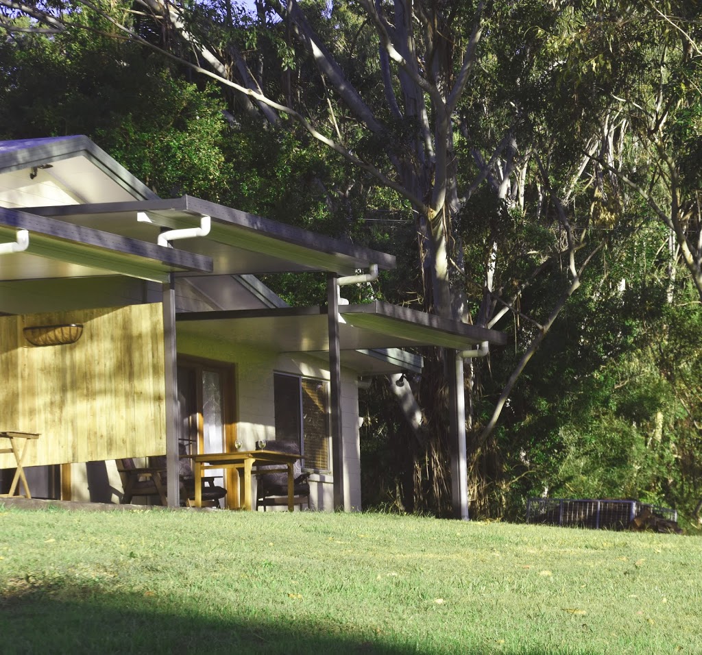 The Lodge Mapleton Falls | lodging | 1/6 Daymar Rd, Mapleton QLD 4560, Australia | 0754786313 OR +61 7 5478 6313