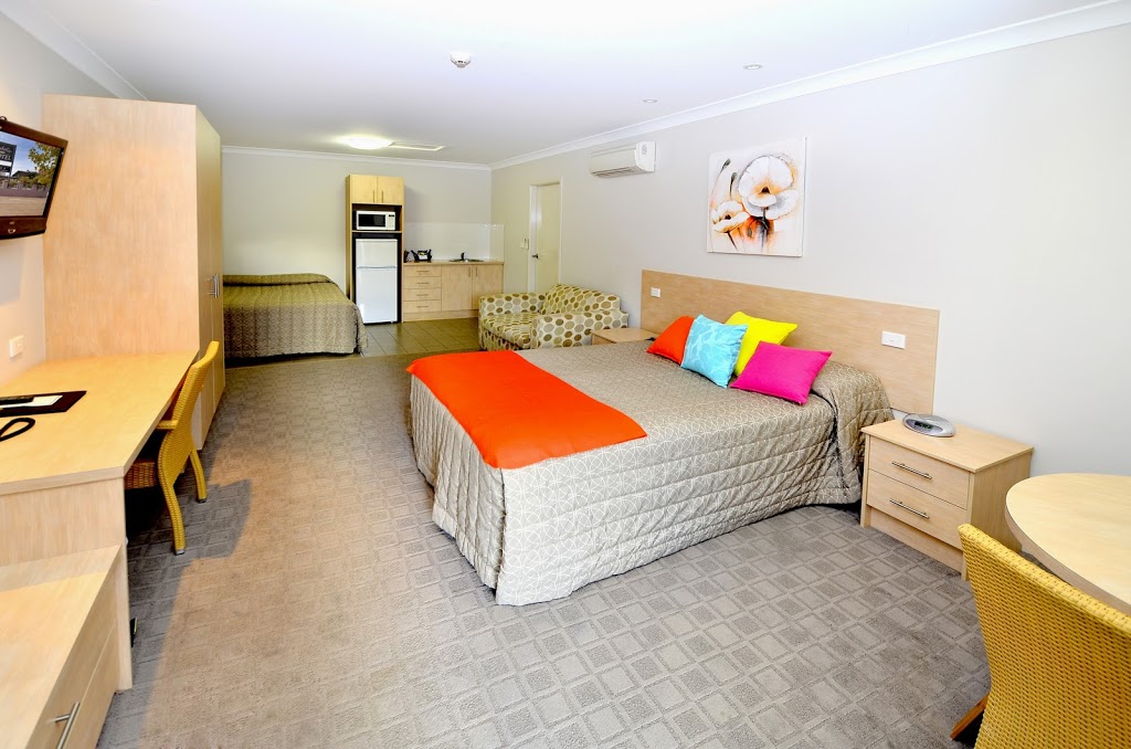 Mackellar Pet Friendly Motel Gunnedah | lodging | 342 Conadilly St, Gunnedah NSW 2380, Australia | 0267426838 OR +61 2 6742 6838