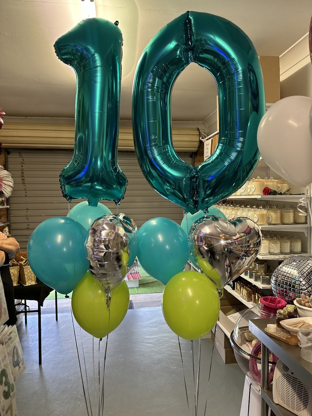 MORLEY’S Balloons and Party Supplies | 88 Ave of the Allies, Tanilba Bay NSW 2319, Australia | Phone: 0421 938 047