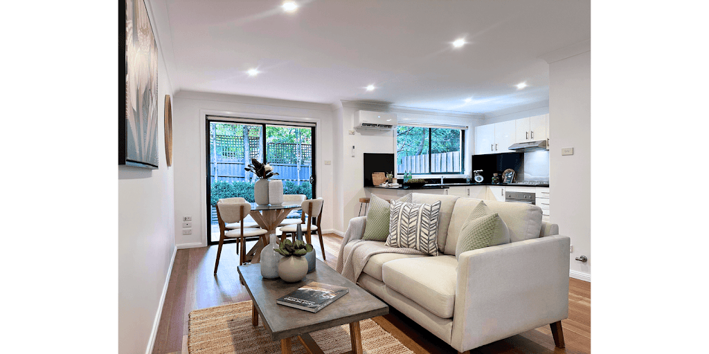 Sydney Furniture Hire | Kazoo Warehouse, 16B Emporium Av, Kemps Creek NSW 2178, Australia | Phone: 0435 392 793