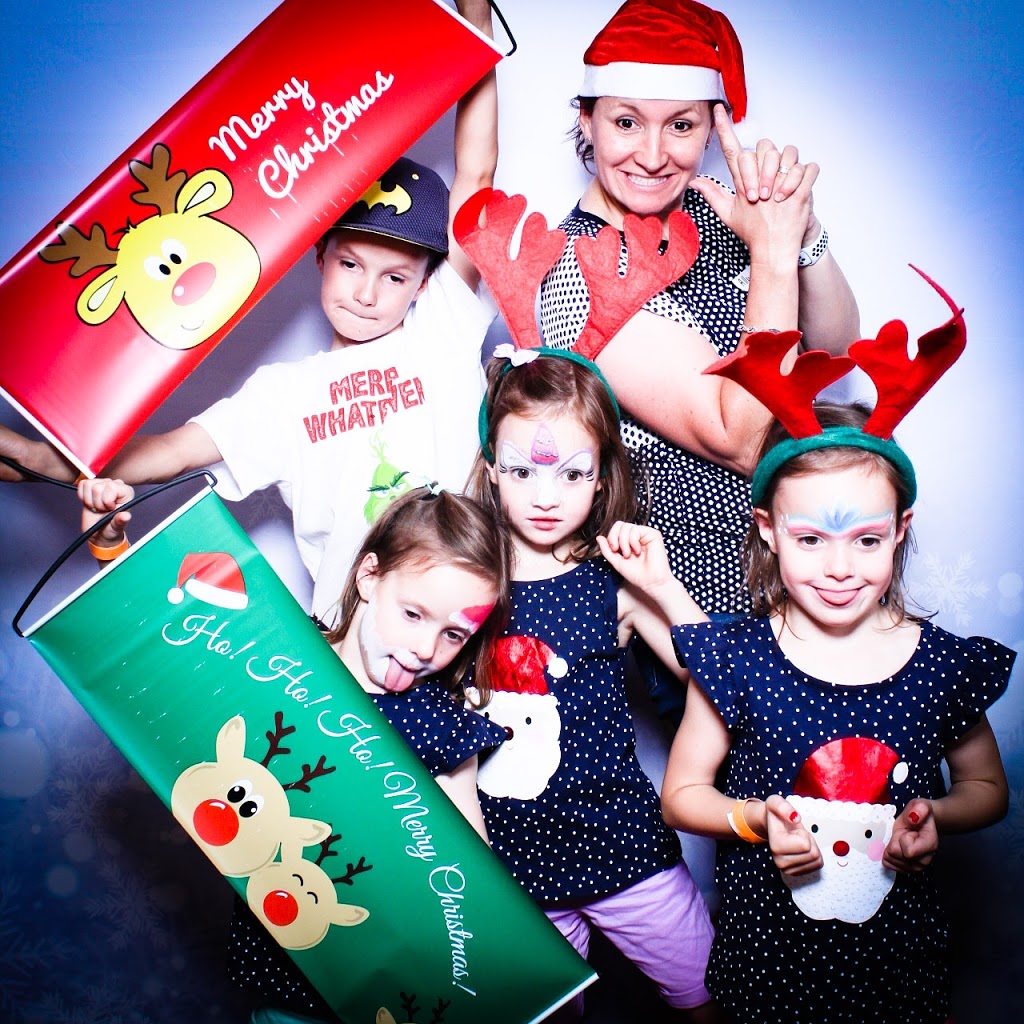 The Selfie Stand Photo Booth | 17 Towner Ave, Milperra NSW 2214, Australia | Phone: 0404 865 922