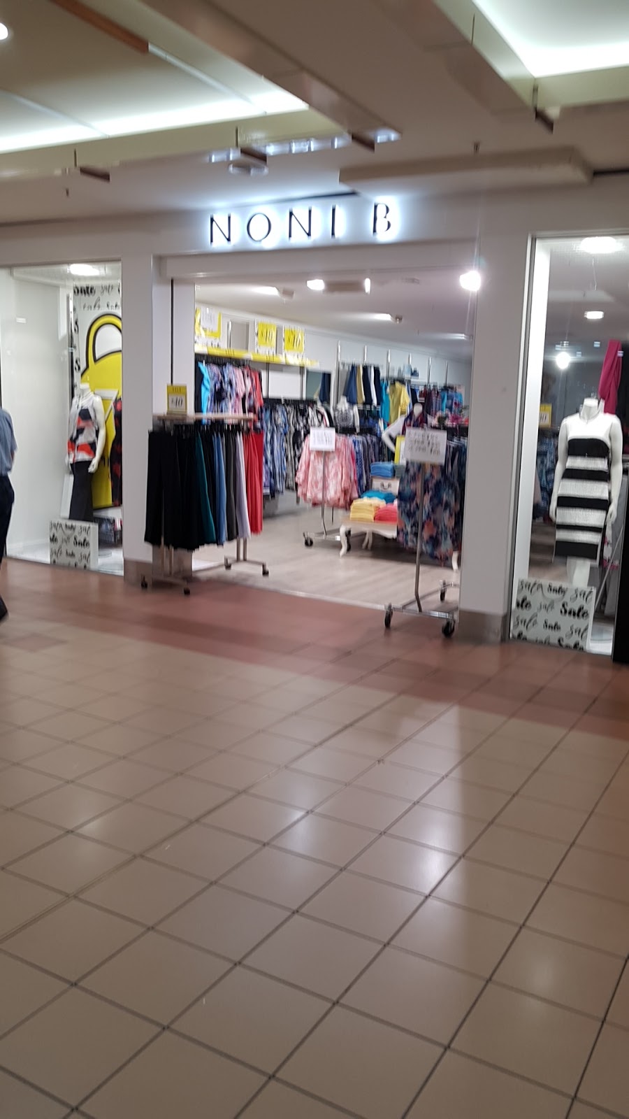 Noni B | clothing store | Dianella Plaza, 009/366 Grand Promenade, Dianella WA 6059, Australia | 0892750059 OR +61 8 9275 0059