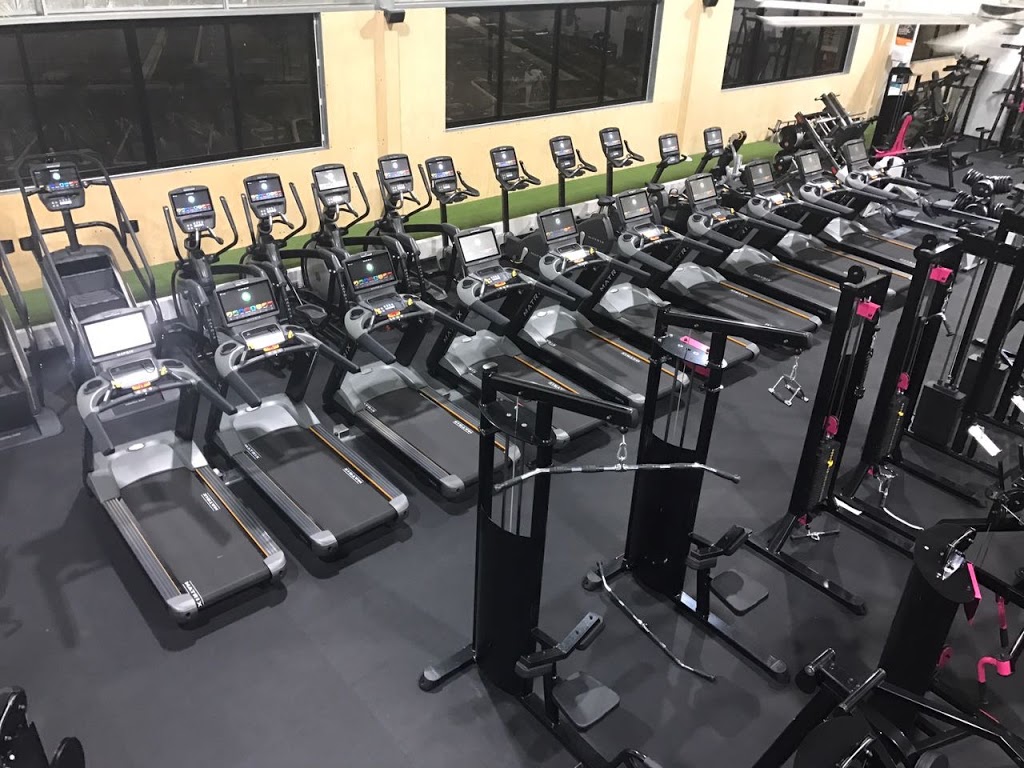 Inside out health club | gym | 76/122 Napper Rd, Parkwood QLD 4214, Australia | 0755633167 OR +61 7 5563 3167